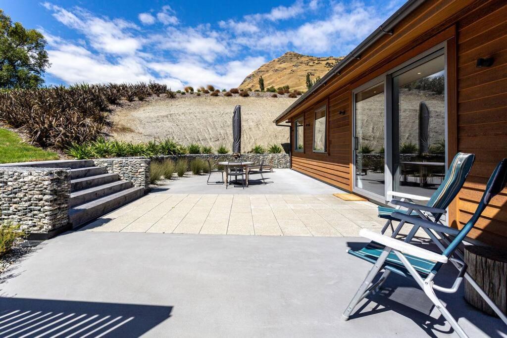 Tucker Beach Private Exclusive Retreat Квинстаун Номер фото